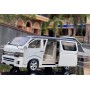 Masina Toyota Hiace cu usi, capota, portbagaj mobile, lumini, sunete, scara 1:32, lungime 16.5 cm, alb lucios