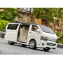 Masina Toyota Hiace cu usi, capota, portbagaj mobile, lumini, sunete, scara 1:32, lungime 16.5 cm, alb lucios